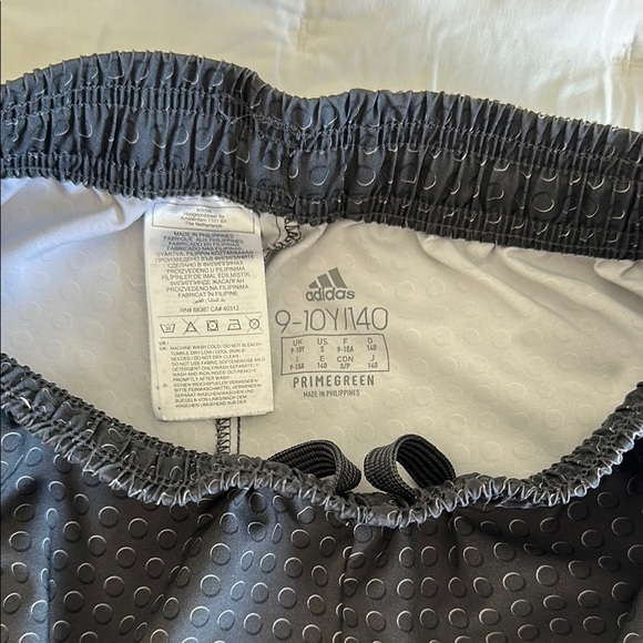 Adidas Boys Lego Shorts Black and Blue - Size 9/10 - Picture 4 of 6